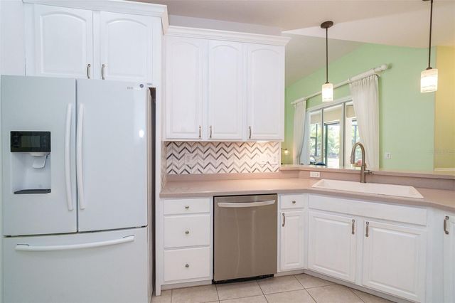 122 CLEAR LAKE DRIVE, Englewood, FL 34223