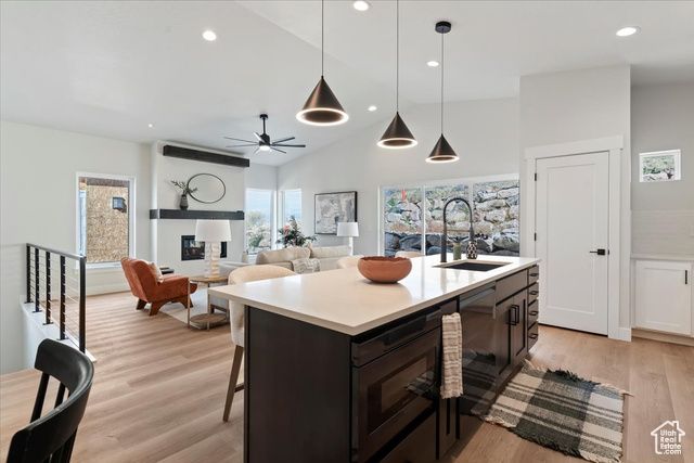 572 S ELENA LN, Ogden, UT 84404