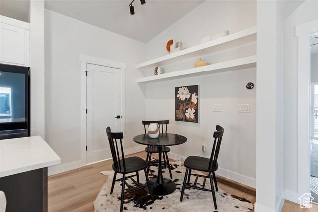 572 S ELENA LN, Ogden, UT 84404