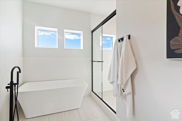 572 S ELENA LN, Ogden, UT 84404