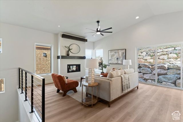 572 S ELENA LN, Ogden, UT 84404