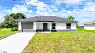 1011 Kent ST E, Lehigh Acres, FL 33974