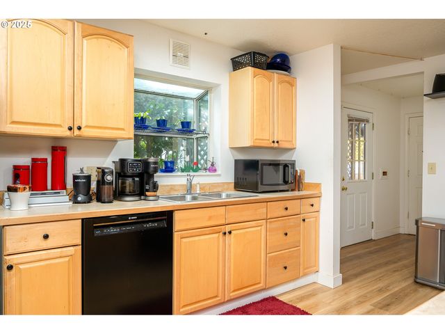 2837 Se 90TH Pl, Portland, OR 97266