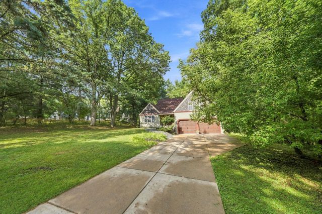 619 Birchwood Avenue, White Bear Lake, MN 55110