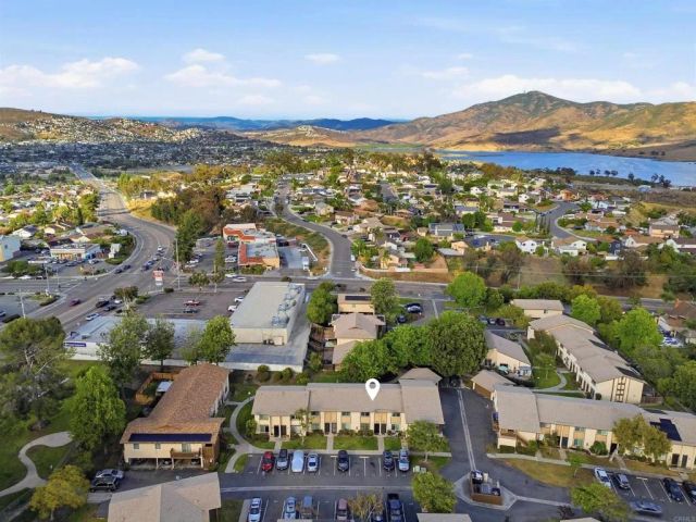 447 Ridgeway Court, Spring Valley, CA 91977