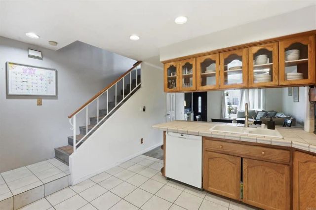 447 Ridgeway Court, Spring Valley, CA 91977