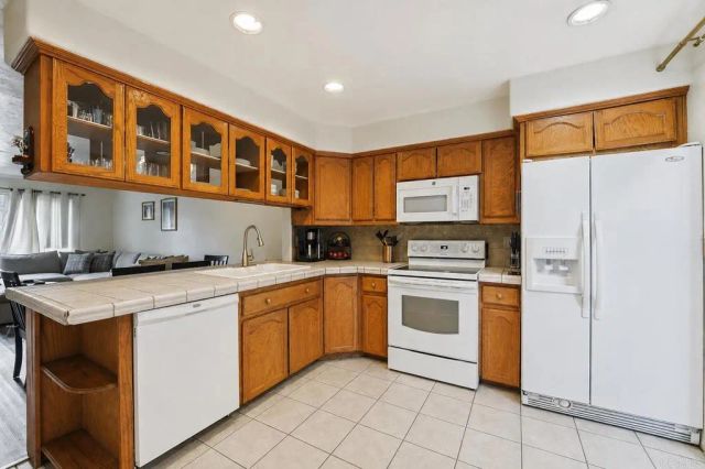 447 Ridgeway Court, Spring Valley, CA 91977