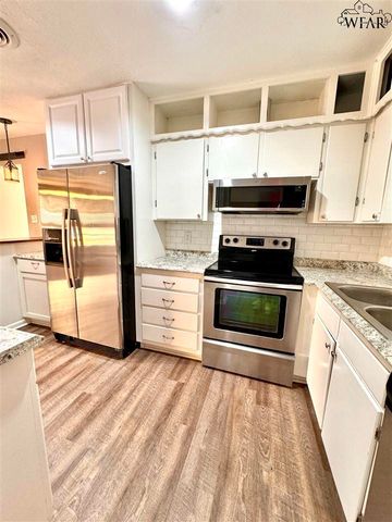 5122 FAIRWAY BOULEVARD, Wichita Falls, TX 76310