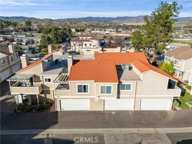 31311 The Old Road B, Castaic, CA 91384