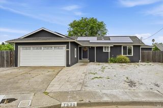 7930 Becky Ct, Rohnert Park, CA 94928