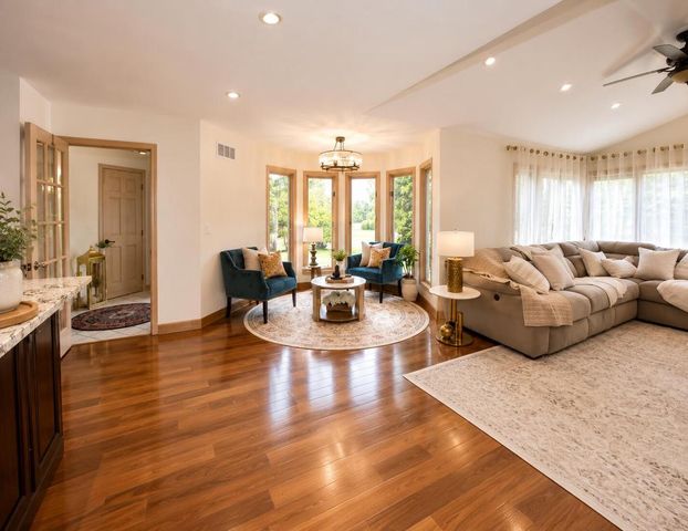 13400 W Linfield DRIVE, New Berlin, WI 53151