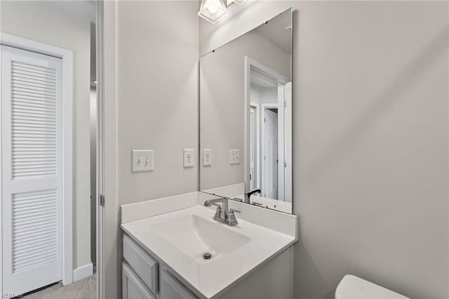 270 Foxglove DR, Portsmouth, VA 23701