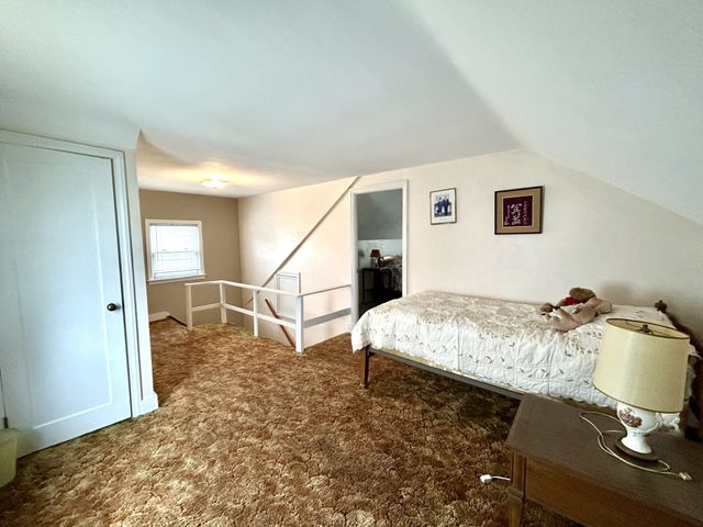 2407 GREENGARDEN Road, Erie, PA 16502