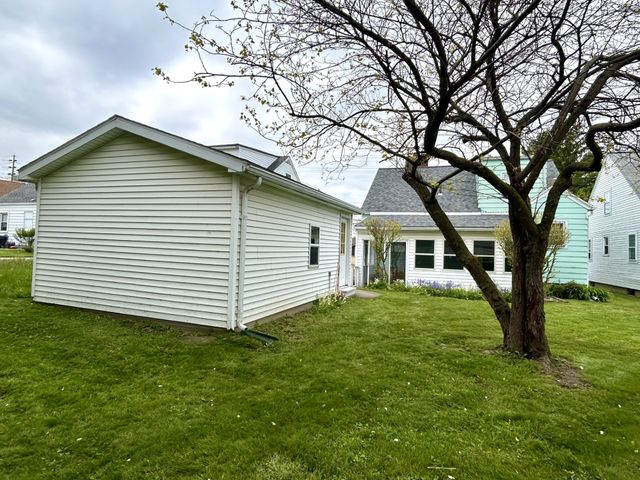 2407 GREENGARDEN Road, Erie, PA 16502
