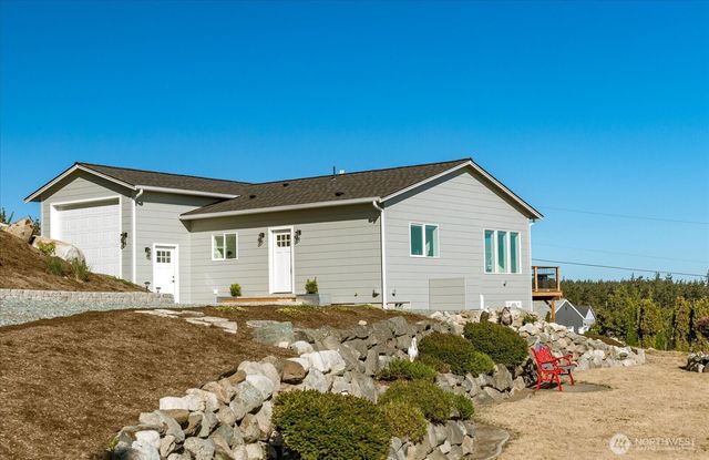 1387 Scenic Heights Road, Oak Harbor, WA 98277