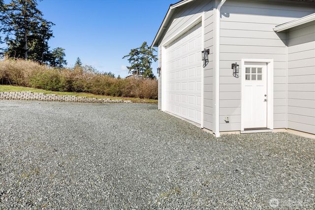1387 Scenic Heights Road, Oak Harbor, WA 98277