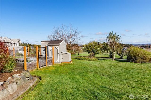 1387 Scenic Heights Road, Oak Harbor, WA 98277