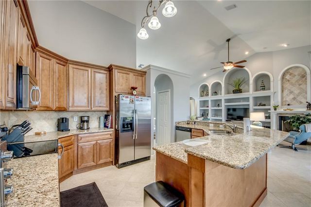 2805 SW 38th ST, Cape Coral, FL 33914