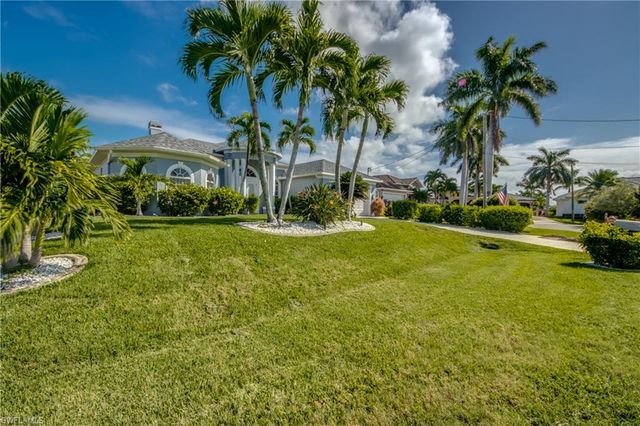2805 SW 38th ST, Cape Coral, FL 33914
