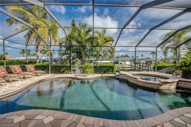 2805 SW 38th ST, Cape Coral, FL 33914