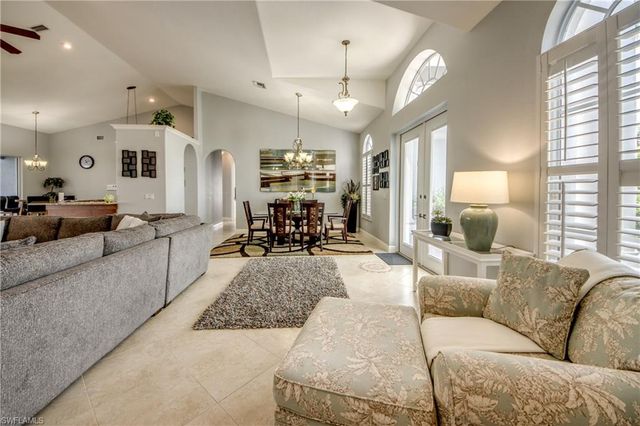 2805 SW 38th ST, Cape Coral, FL 33914
