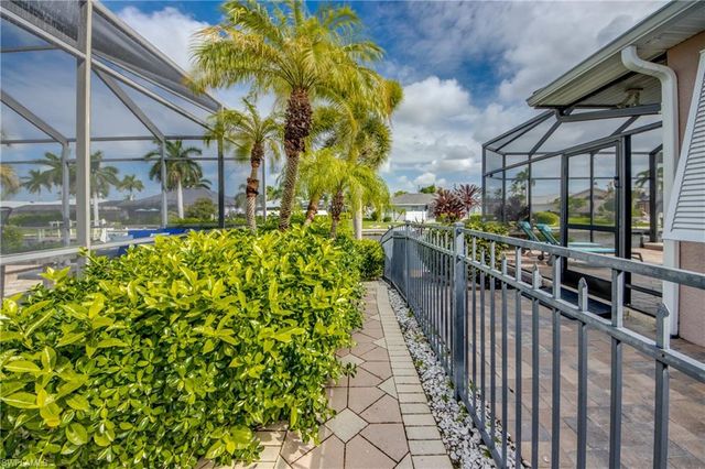 2805 SW 38th ST, Cape Coral, FL 33914