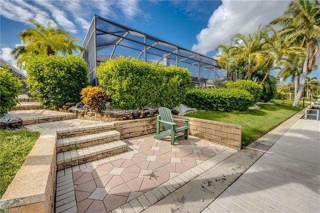 2805 SW 38th ST, Cape Coral, FL 33914