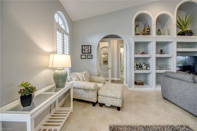 2805 SW 38th ST, Cape Coral, FL 33914