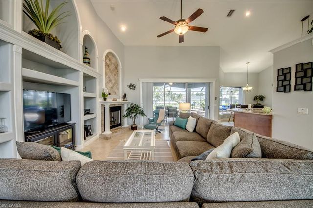 2805 SW 38th ST, Cape Coral, FL 33914