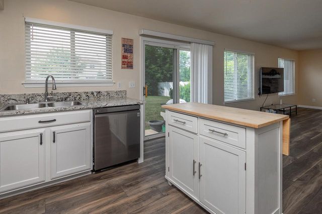 9613 70th STREET, Kenosha, WI 53142
