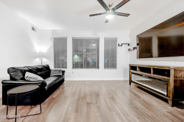 2402 E 5TH Street NW 1524, Tempe, AZ 85288