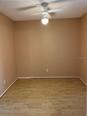 8542 10TH STREET N C, St Petersburg, FL 33702