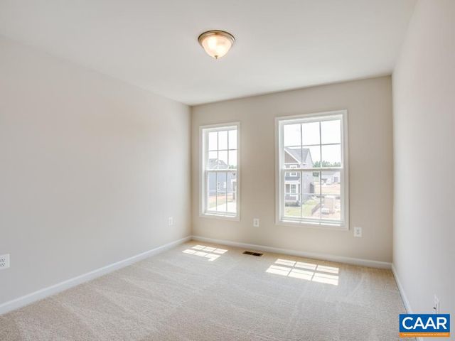 56 SWEETVIEW CT, Stuarts Draft, VA 24477