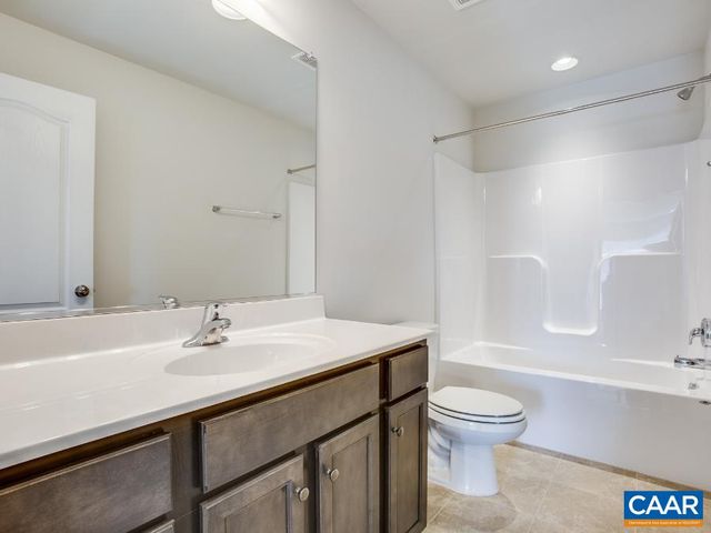 56 SWEETVIEW CT, Stuarts Draft, VA 24477