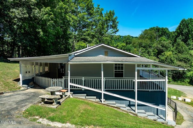 10590 Oak Grove Road, Bristol, VA 24202
