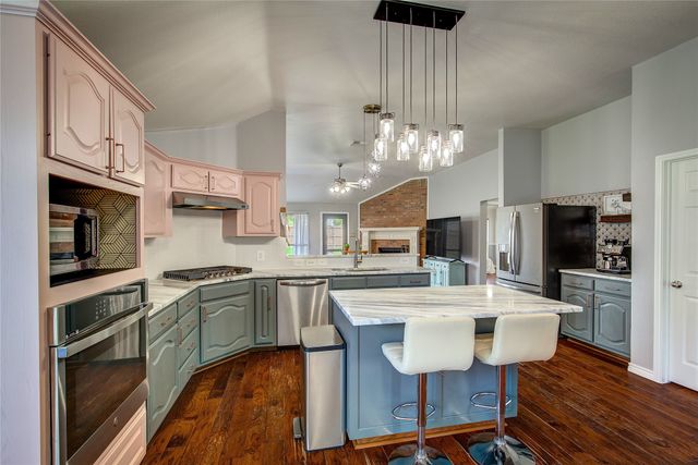 2744 Stoney Hollow Lane, Rockwall, TX 75087
