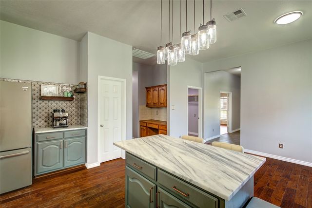 2744 Stoney Hollow Lane, Rockwall, TX 75087