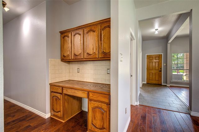 2744 Stoney Hollow Lane, Rockwall, TX 75087