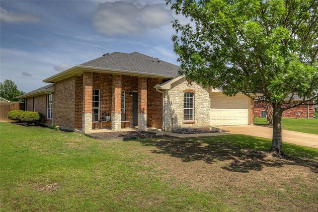 2744 Stoney Hollow Lane, Rockwall, TX 75087