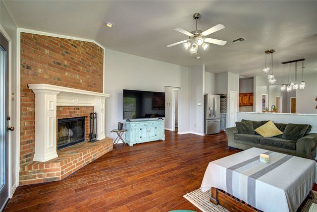 2744 Stoney Hollow Lane, Rockwall, TX 75087