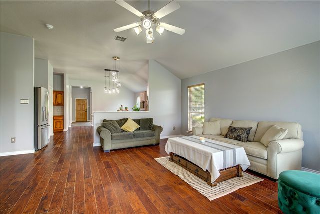 2744 Stoney Hollow Lane, Rockwall, TX 75087