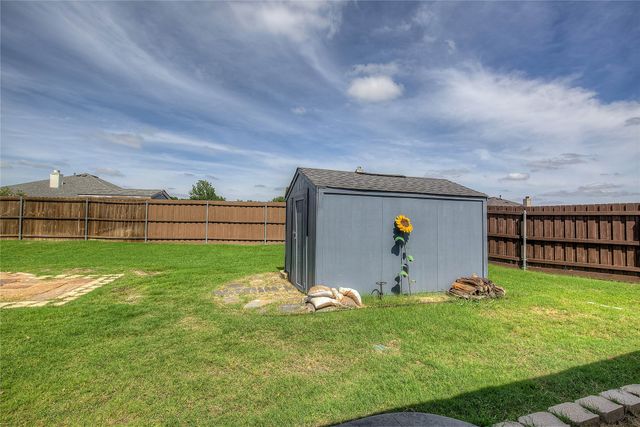 2744 Stoney Hollow Lane, Rockwall, TX 75087