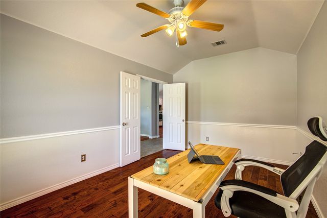 2744 Stoney Hollow Lane, Rockwall, TX 75087