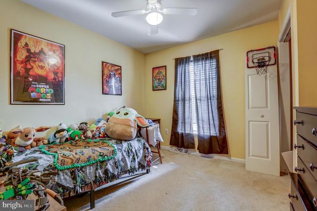 106 BATTENS CIR, Leola, PA 17540