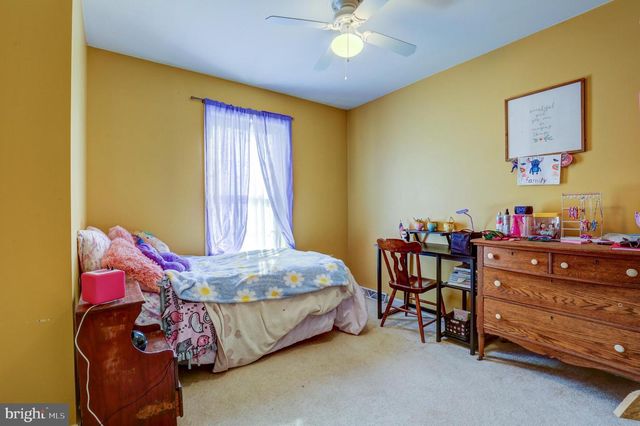 106 BATTENS CIR, Leola, PA 17540