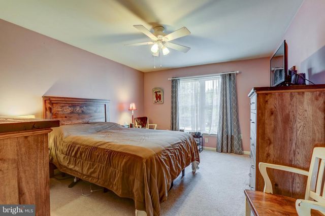 106 BATTENS CIR, Leola, PA 17540