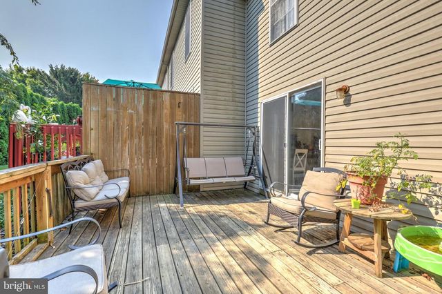 106 BATTENS CIR, Leola, PA 17540