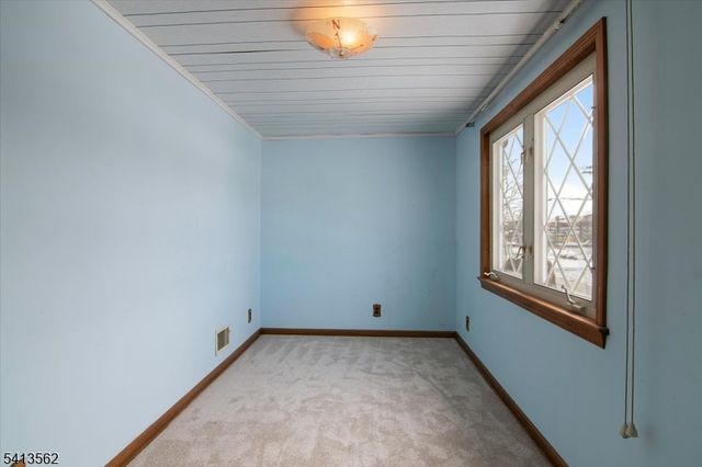 12 Mill St, Elmwood Park Boro, NJ 07407