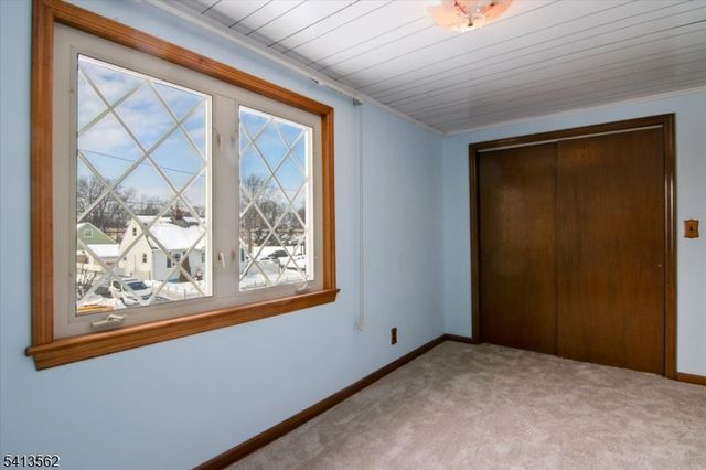 12 Mill St, Elmwood Park Boro, NJ 07407