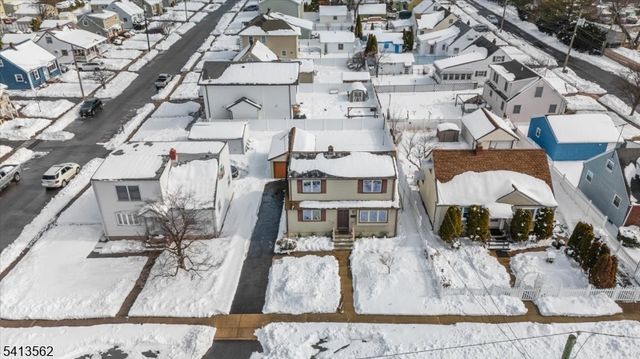 12 Mill St, Elmwood Park Boro, NJ 07407